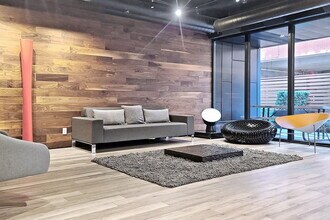 383 Sorauren Ave in Toronto, ON - Building Photo - Building Photo