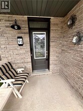 91 Keelson St in Welland, ON - Building Photo - Building Photo