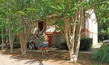 753 Pointe Ct in Tallahassee, FL - Building Photo - Building Photo