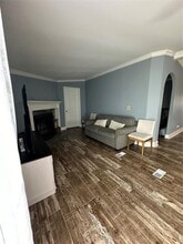 113 Meridian Ln in Luling, TX - Building Photo - Building Photo