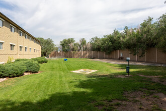 Sienna Place in Colorado Springs, CO - Foto de edificio - Building Photo