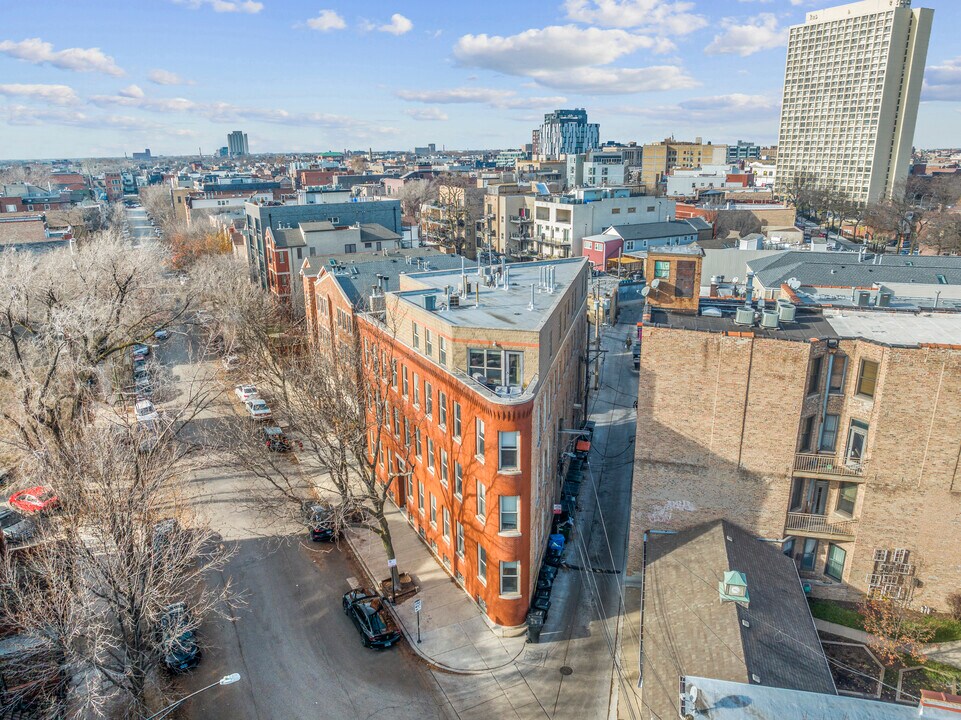 1418 W Cortez St, Unit #4 in Chicago, IL - Building Photo