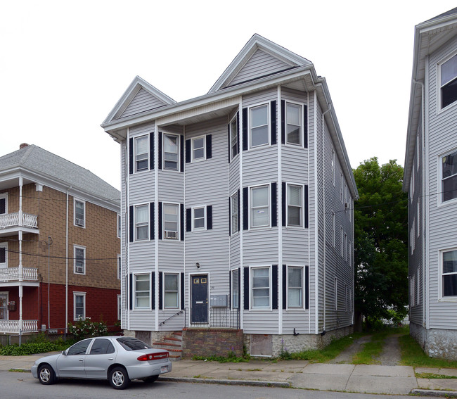 24 Tallman St in New Bedford, MA - Building Photo - Building Photo