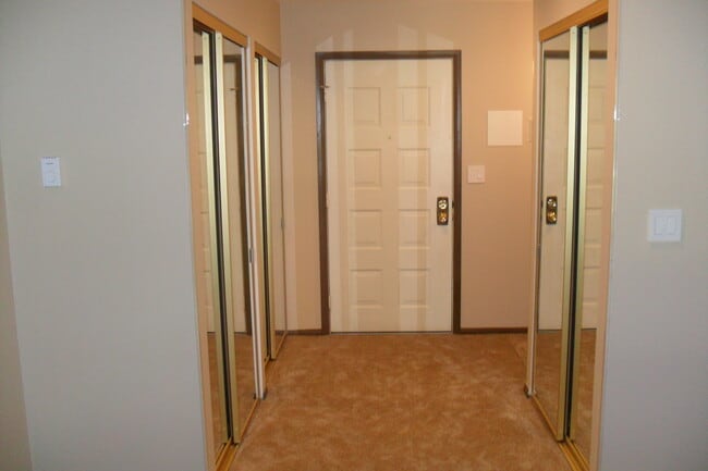 property at 10640 N Ivy Ct
