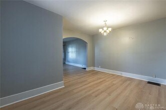 9 S Maple Ave, Unit 7 in Fairborn, OH - Building Photo - Building Photo