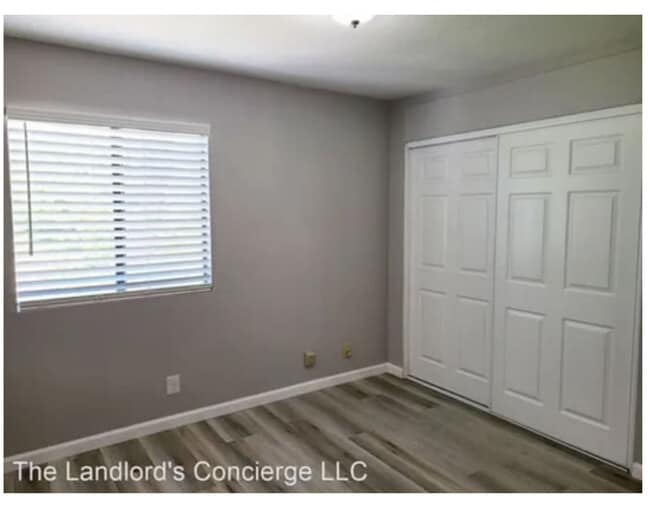 property at 48 Redrock Ln