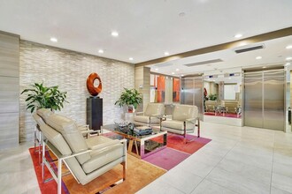 2727 N Ocean Blvd, Unit A502 in Boca Raton, FL - Building Photo - Building Photo