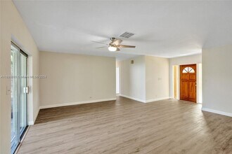 4103 NW 75th Ave in Coral Springs, FL - Building Photo - Building Photo
