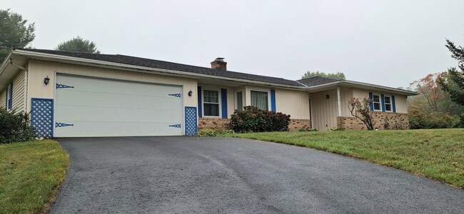 property at 1282 Julianne Dr