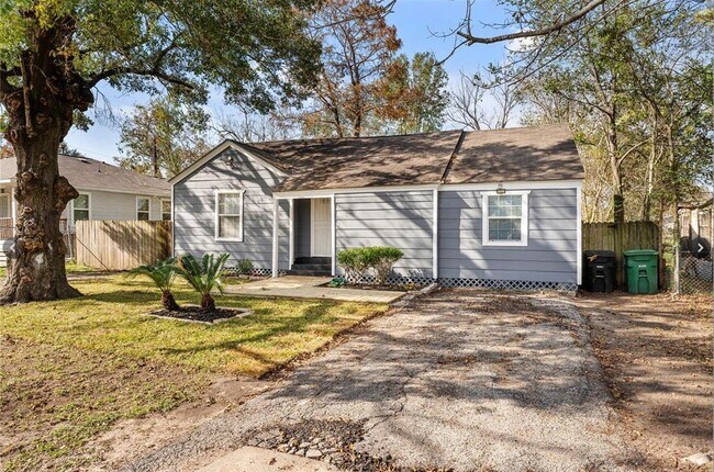 6828 Sherwood Dr in Houston, TX - Building Photo - Building Photo