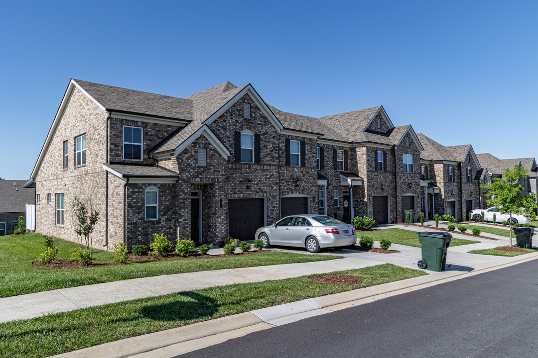 Newmans Crossing by Meritage Homes in Gallatin, TN - Building Photo