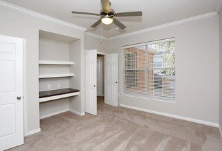 The Brixton in Dallas, TX - Building Photo - Interior Photo