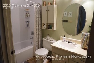 2315 McIntyre St in Regina, SK - Building Photo - Building Photo