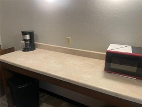 812 Hills Ave in Jackson, MN - Foto de edificio - Building Photo