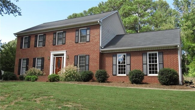 property at 4365 Burnleigh Chase NE