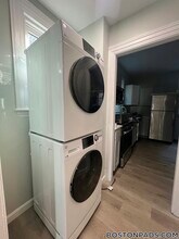 49 Forbes St, Unit 1 in Boston, MA - Building Photo - Building Photo