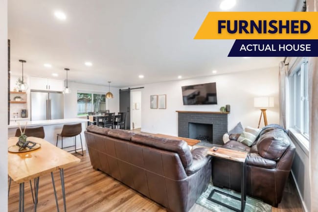 property at 14032 90th Ave NE