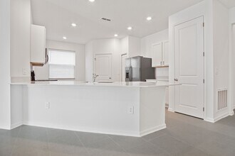 2831 Whitaker Pt in Lake Hamilton, FL - Building Photo - Building Photo