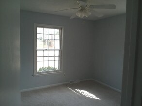 4930 Candlewyck Ln in Greenville, SC - Foto de edificio - Building Photo