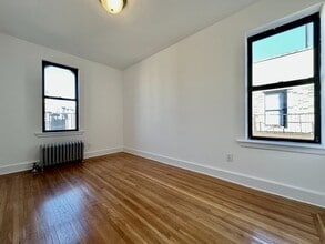 590 Fort Washington Ave in New York, NY - Building Photo - Building Photo