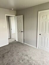 8704 Vista de Nubes in Converse, TX - Foto de edificio - Building Photo