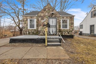 This beautifully updated 3-bedroom, 1-bath single-family home is ready for move-in!, Unit 05101 in Detroit, MI - Building Photo