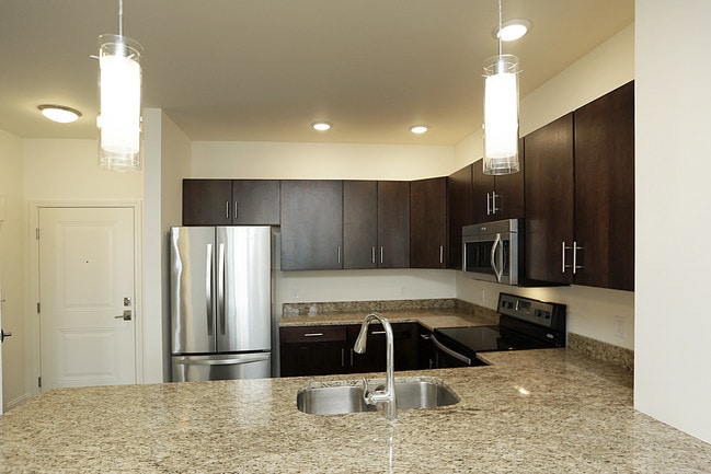 5 Corners in Essex Junction, VT - Foto de edificio - Interior Photo