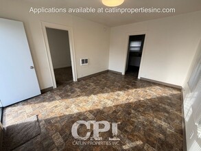 246 B St SW in Castle Rock, WA - Building Photo - Building Photo