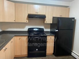 9108-9149 149 St in Edmonton, AB - Building Photo