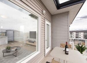 Windsor Apartments in Fort Saskatchewan, AB - Building Photo - Building Photo