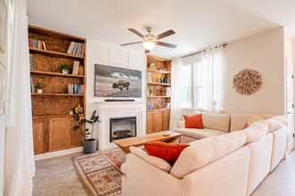 419 Vineyard Ln in Orange Park, FL - Building Photo - Building Photo