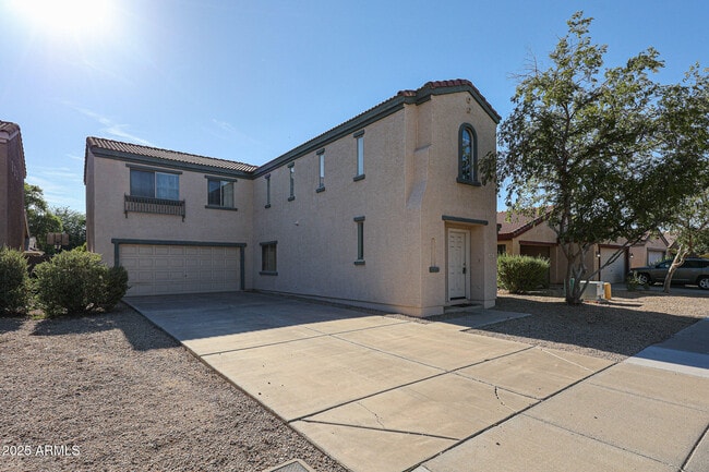 property at 2428 S 84th Gln