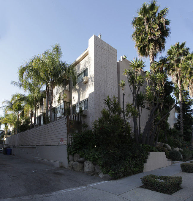 Chenault Hills Apartments in Los Angeles, CA - Building Photo - Building Photo