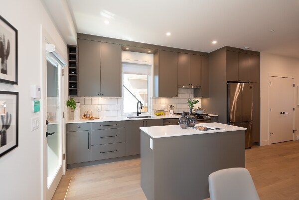1442 E 30th Ave in Vancouver, BC - Building Photo - Building Photo