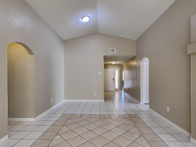 16028 SW 86th Terrace in Miami, FL - Building Photo - Building Photo