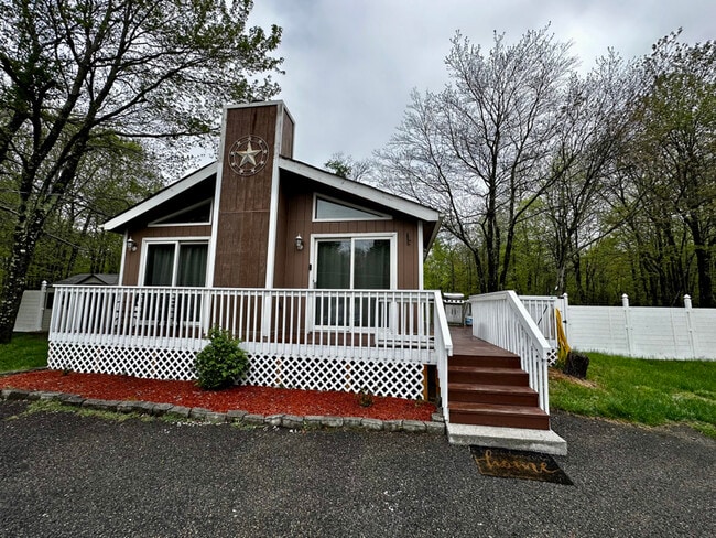 property at 86 Penn Forest Dr
