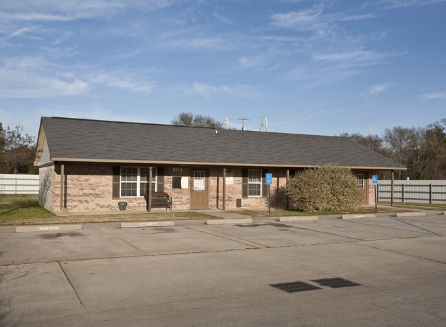 Oxford Court in Shreveport, LA - Building Photo - Building Photo