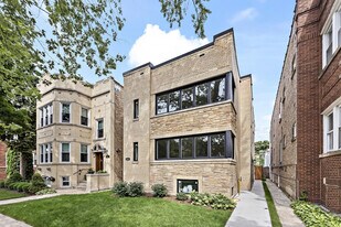5849 N Virginia Ave, Unit 1 in Chicago, IL - Building Photo
