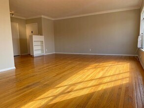 4700 Los Feliz Blvd, Unit 8 in Los Angeles, CA - Building Photo - Building Photo