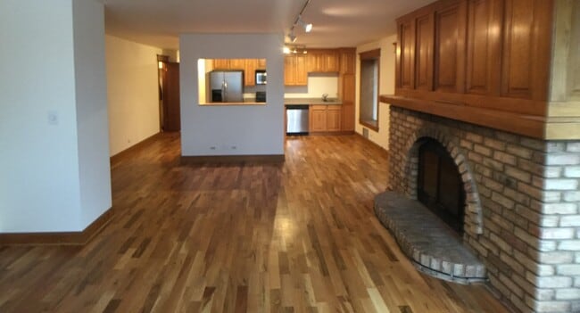 property at 443 W Eugenie St