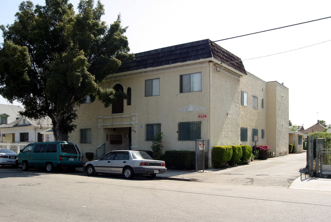 1808 Magnolia Ave in Los Angeles, CA - Building Photo