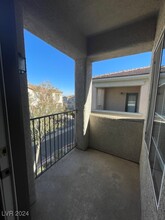 705 Respectful Ridge Ave in Henderson, NV - Building Photo - Building Photo