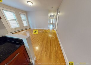 4 Beacon St, Unit 1 in Somerville, MA - Building Photo - Building Photo