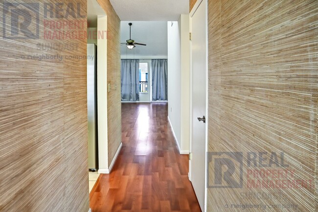 251 Fenwick Dr in Venice, FL - Building Photo - Building Photo