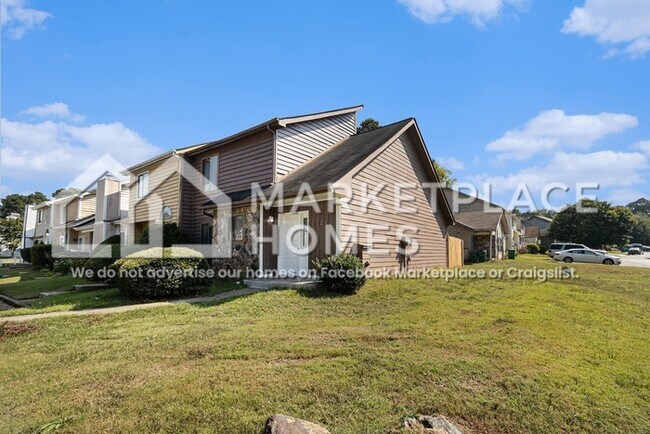 5839 Trent Walk Dr in Stonecrest, GA - Building Photo - Building Photo