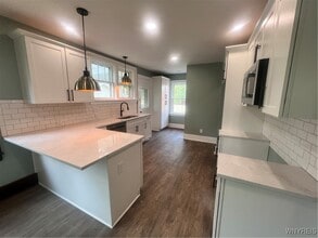909 James Ave in Niagara Falls, NY - Building Photo - Building Photo