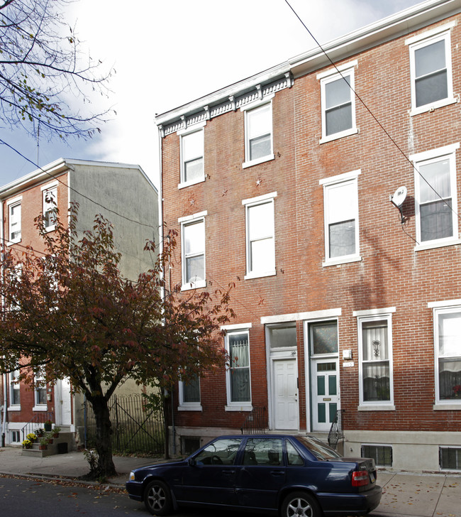 1121 Mt Vernon St in Philadelphia, PA - Building Photo - Building Photo