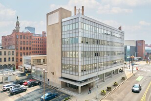 44 Exchange Blvd in Rochester, NY - Building Photo