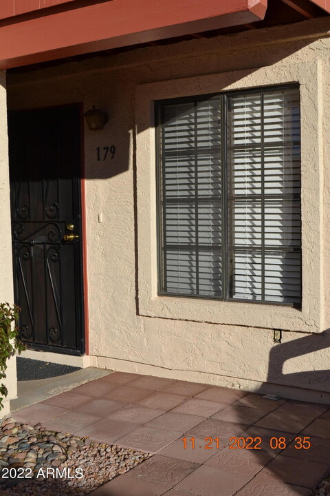 455 S Delaware Dr in Apache Junction, AZ - Building Photo