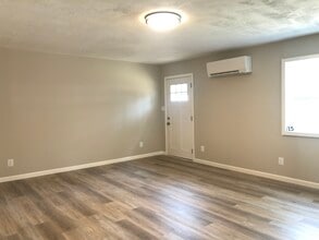 15 Pineview Ave in Glenburn, ME - Building Photo - Building Photo